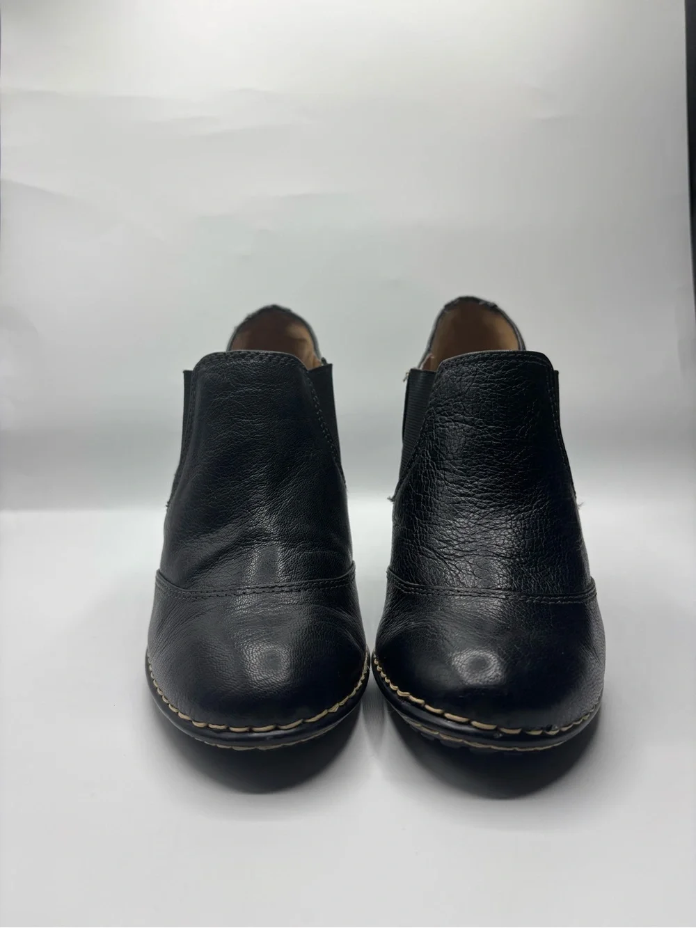 Sofft Simola Black Leather Chelsea Bootie Block Heel Boots Sz 7.5M Western Boho